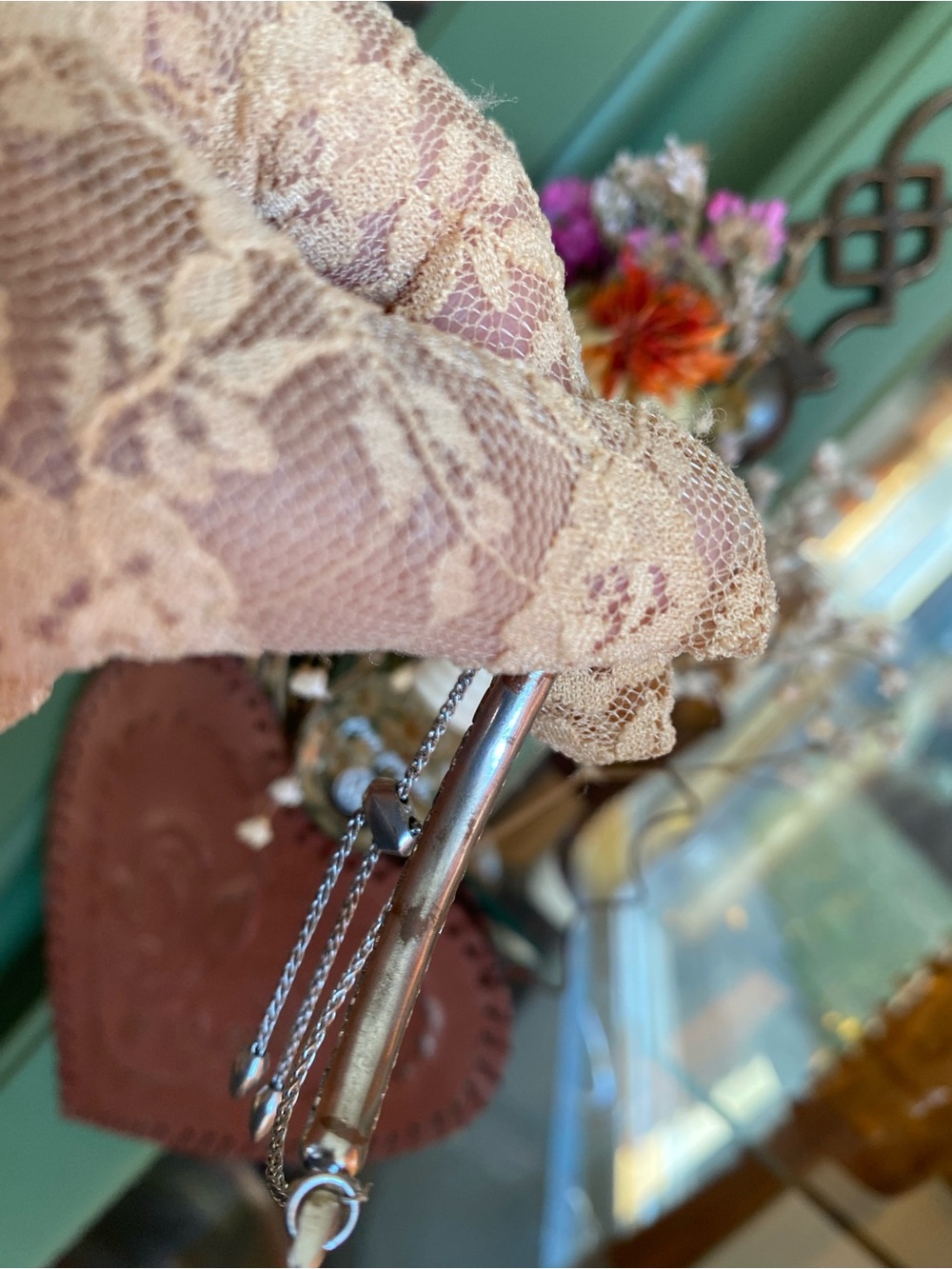 Kendra Scott Gilly Crescent Bracelet - Picture 8 of 8